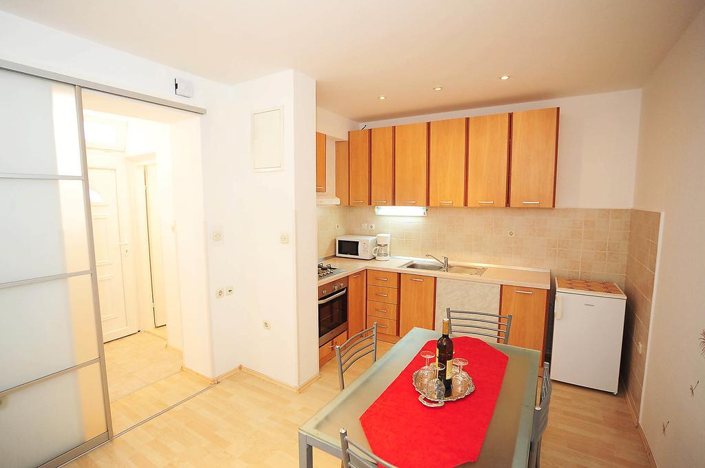 Apartment Mile ซาดาร์ ภายนอก รูปภาพ