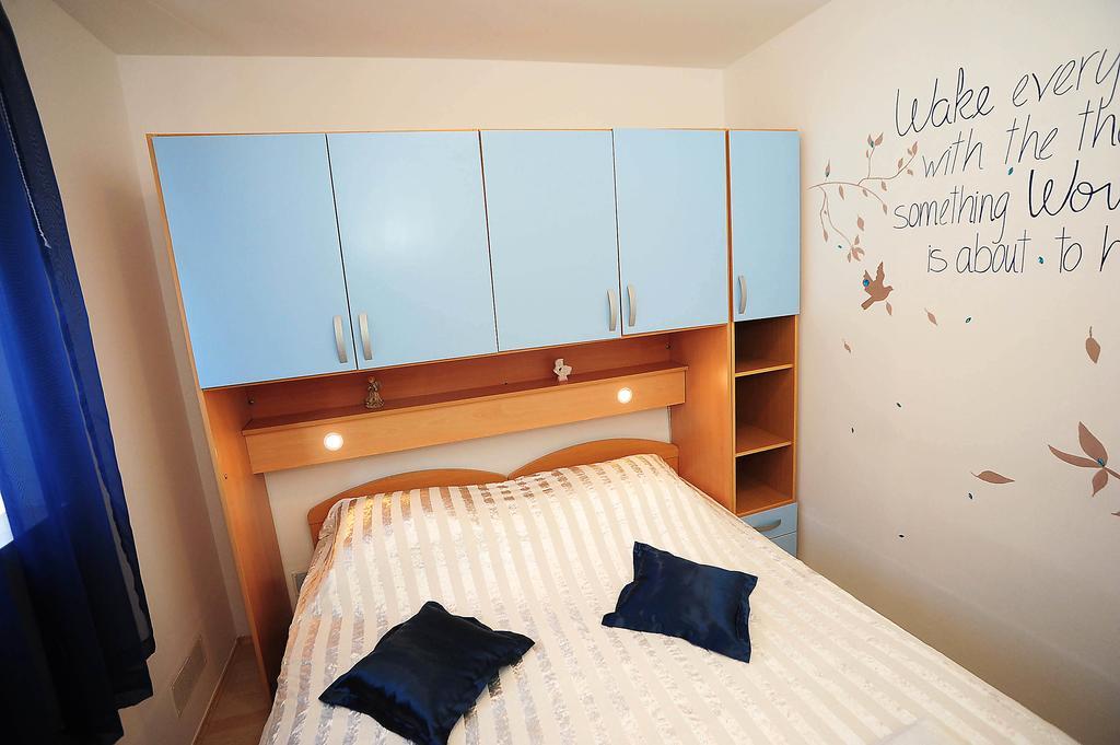 Apartment Mile ซาดาร์ ภายนอก รูปภาพ