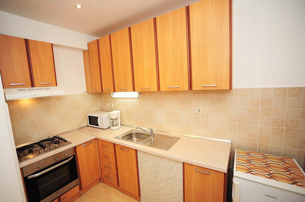 Apartment Mile ซาดาร์ ภายนอก รูปภาพ