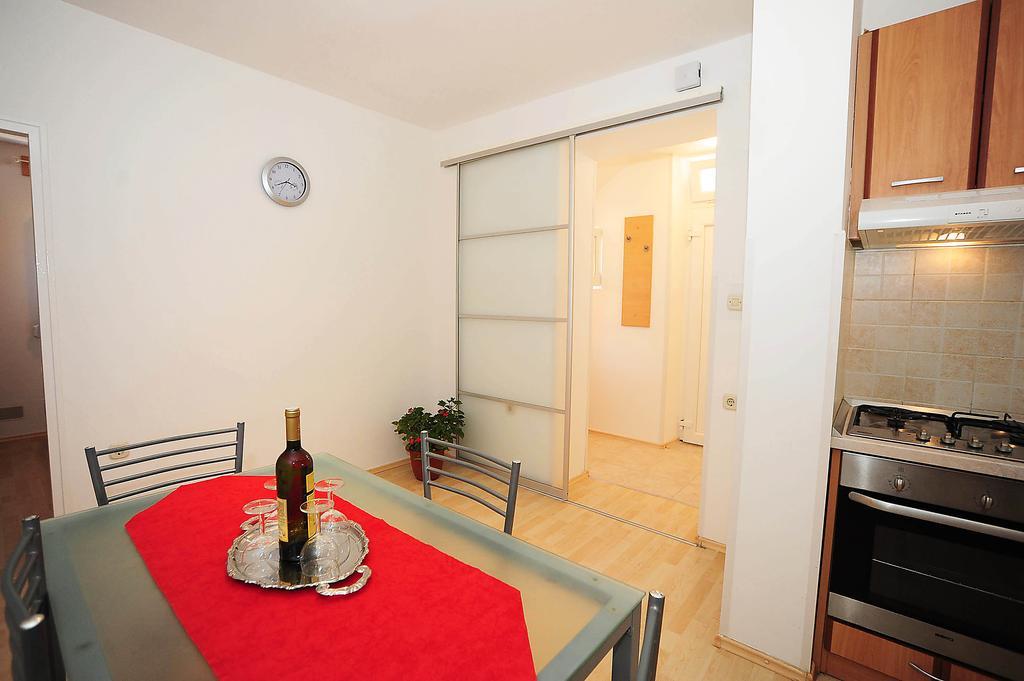 Apartment Mile ซาดาร์ ภายนอก รูปภาพ
