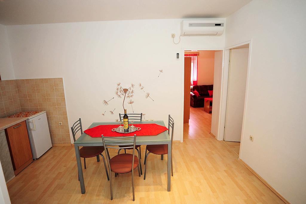 Apartment Mile ซาดาร์ ภายนอก รูปภาพ